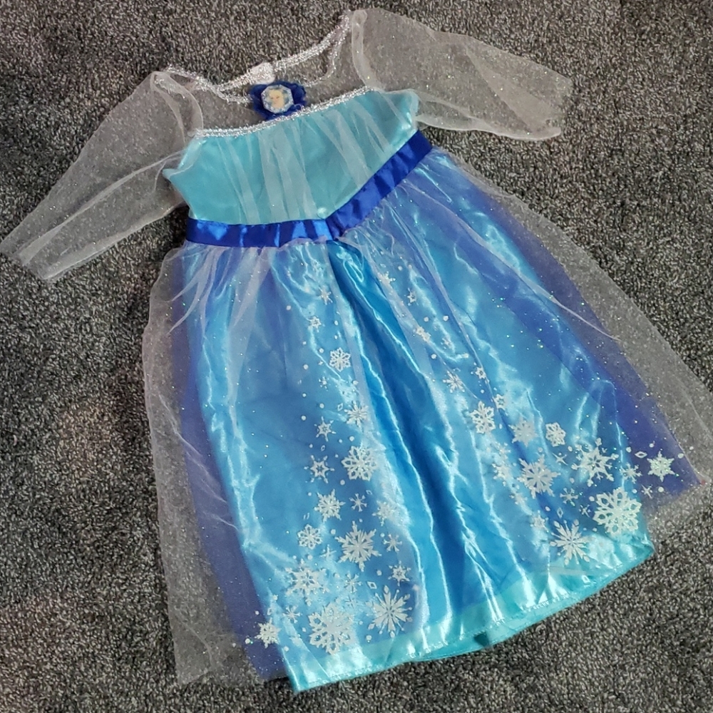 Frozen Elsa play costume! 4-6X - Picture 5 of 8